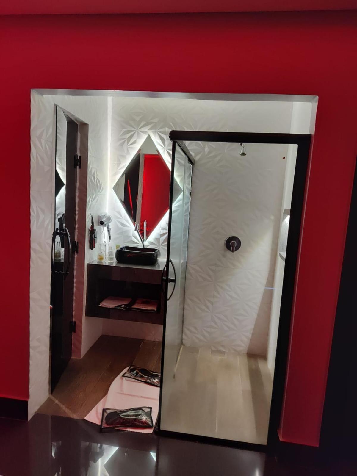 Eros Motel Cuiabá Eksteriør billede