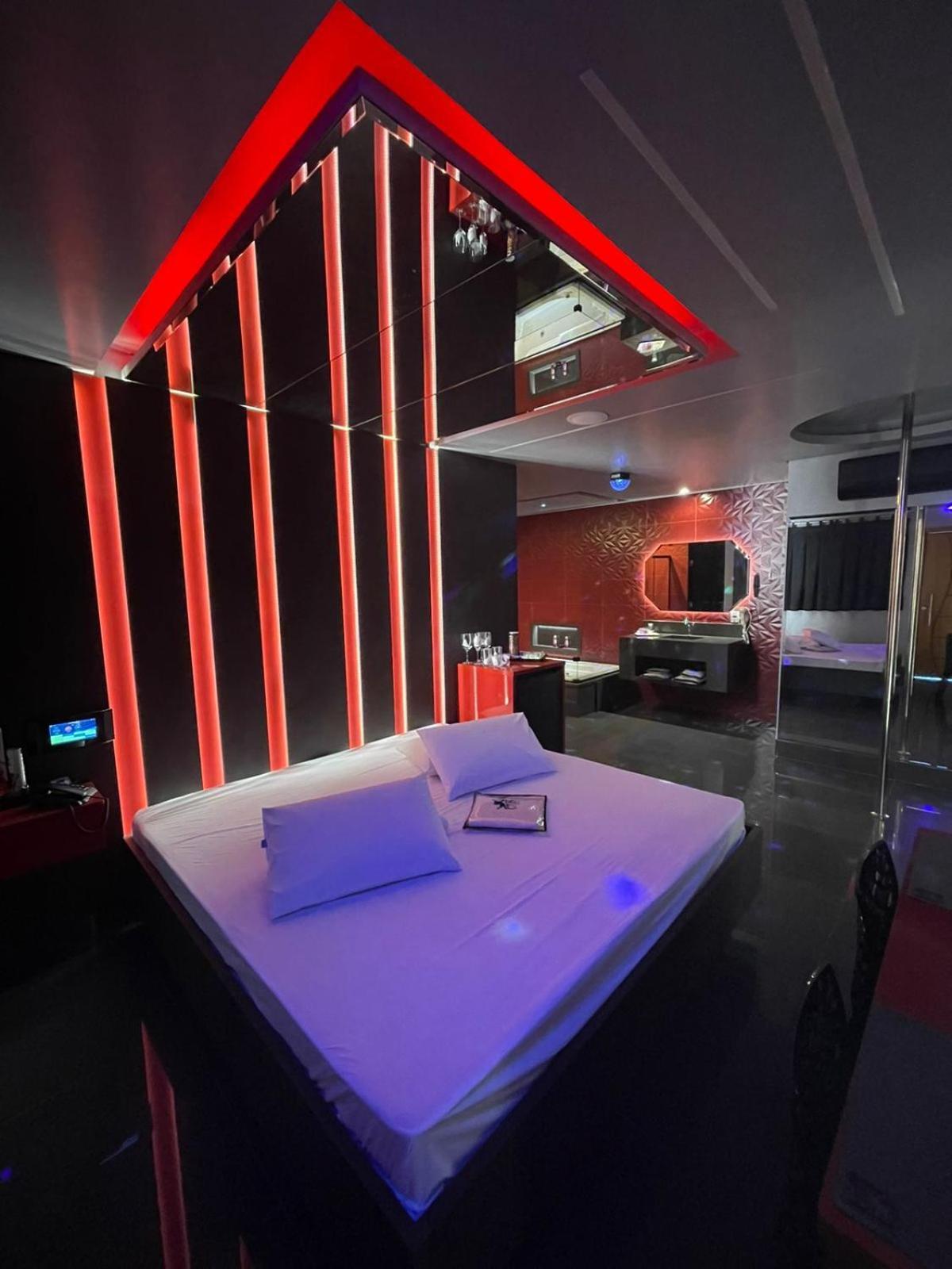 Eros Motel Cuiabá Eksteriør billede