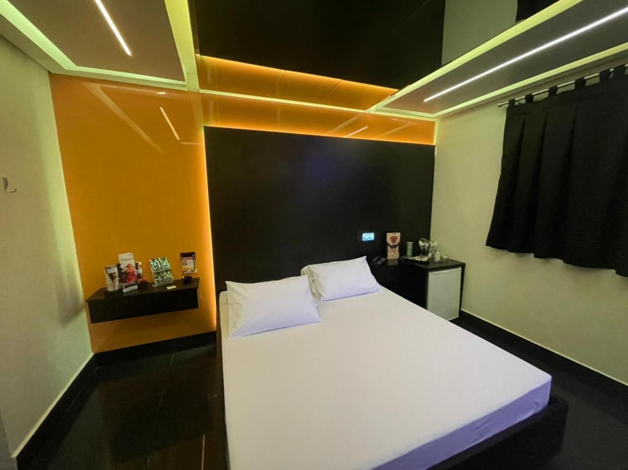 Eros Motel Cuiabá Eksteriør billede